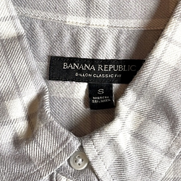 Banana Republic Dillon Classic Fit Plaid Button Down Size Small Gray Cream Soft - Picture 9 of 10